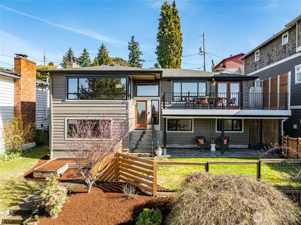 5022 46th Avenue Sw, Seattle, WA 98136