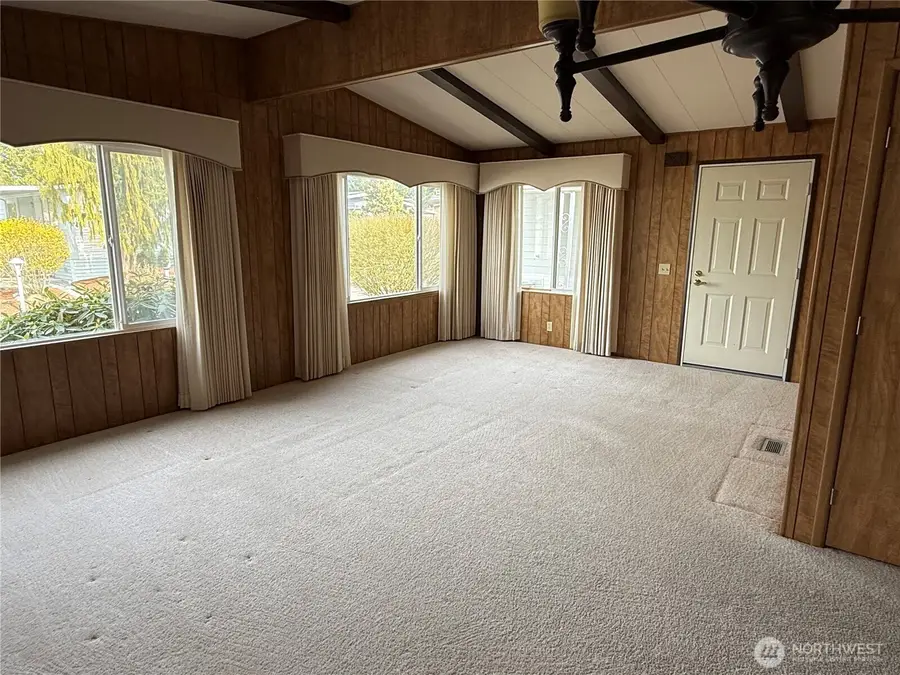 1415 84th Street Se #205, Everett, WA 98208 - #3