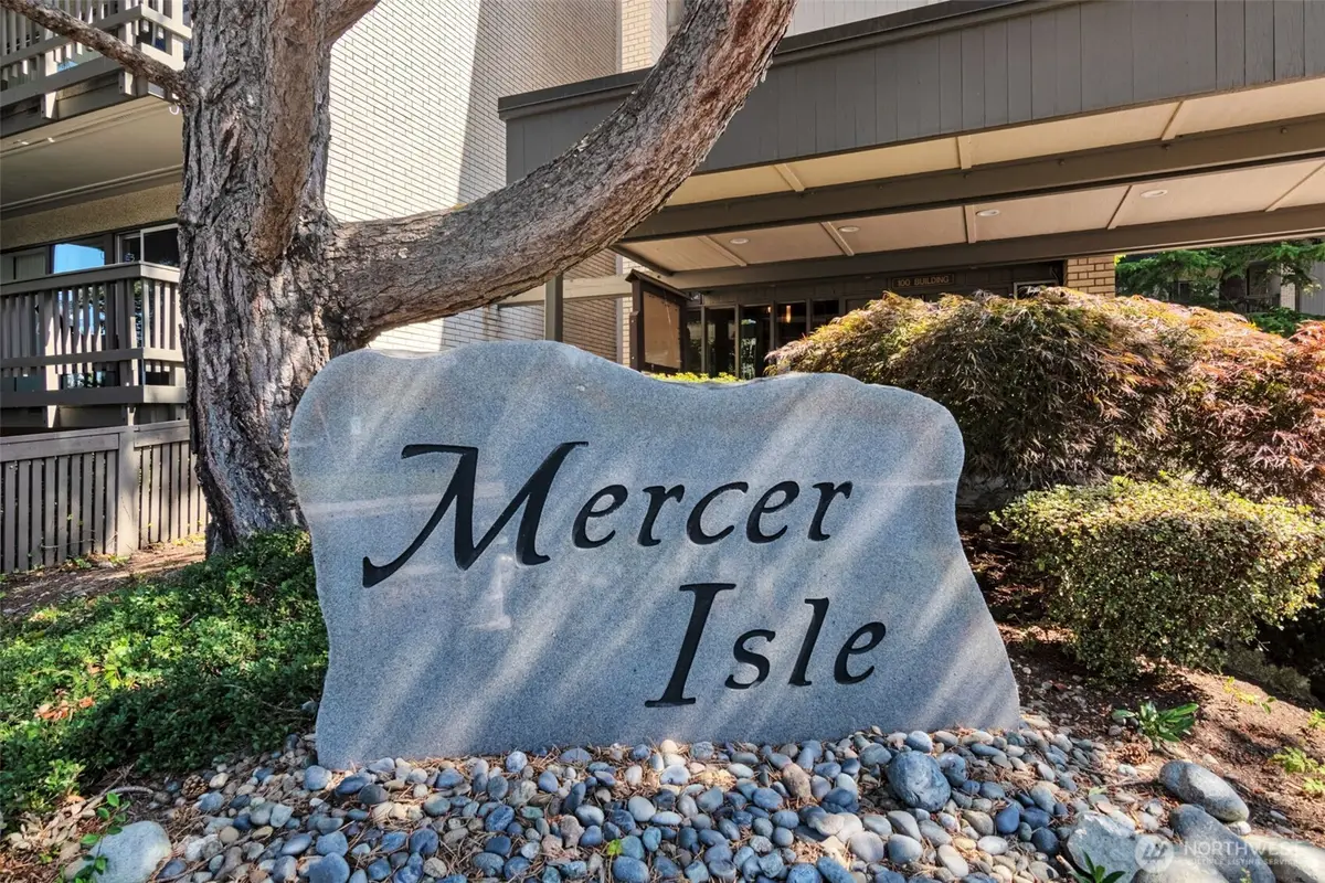 2500 81st Avenue Se #329, Mercer Island, WA 98040 - #1