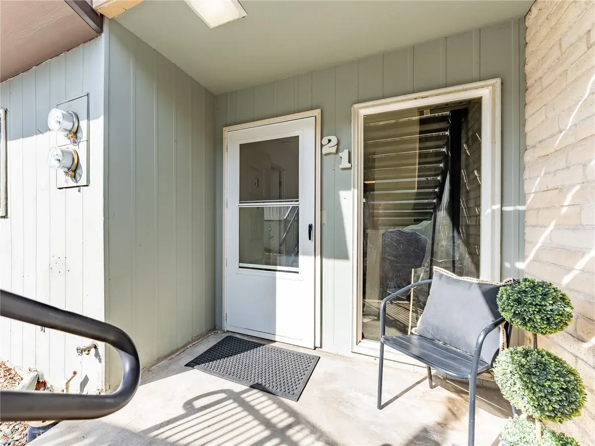 1818 Skyline Drive #21, Wenatchee, WA 98801 - #1