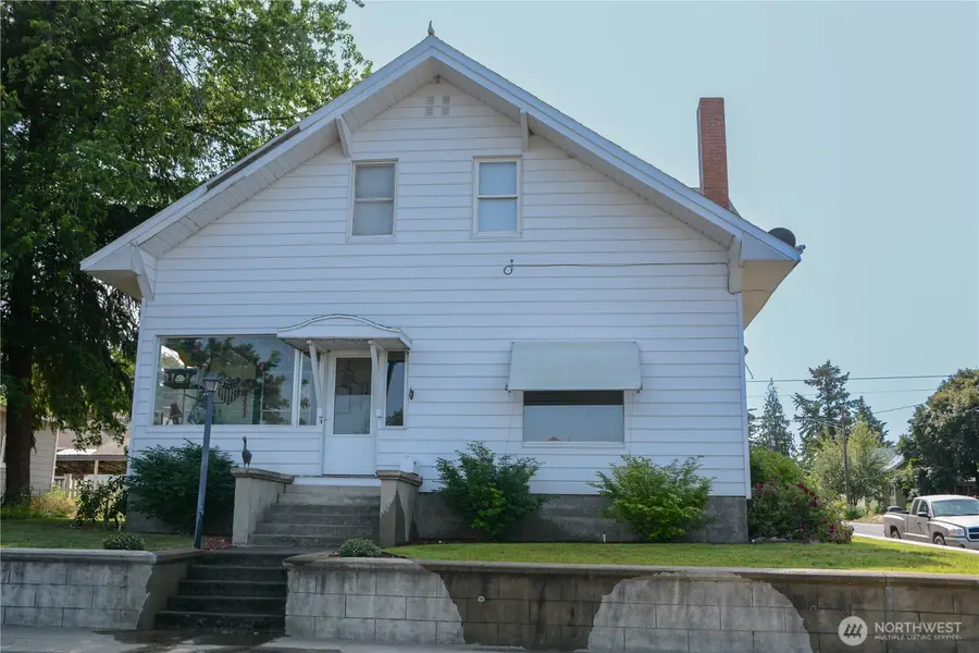 202 E 3rd Avenue, Ritzville, WA 99169 - #2
