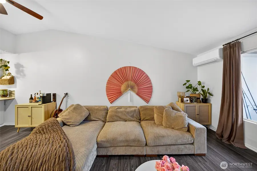 730 SE 8th #A202, Oak Harbor, WA 98277 - #3