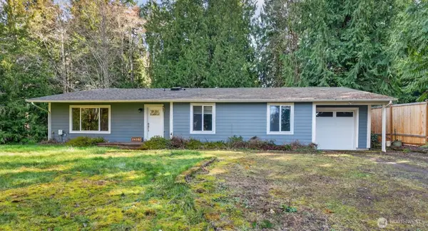 24382 Catamount Lane Nw, Poulsbo, WA 98370