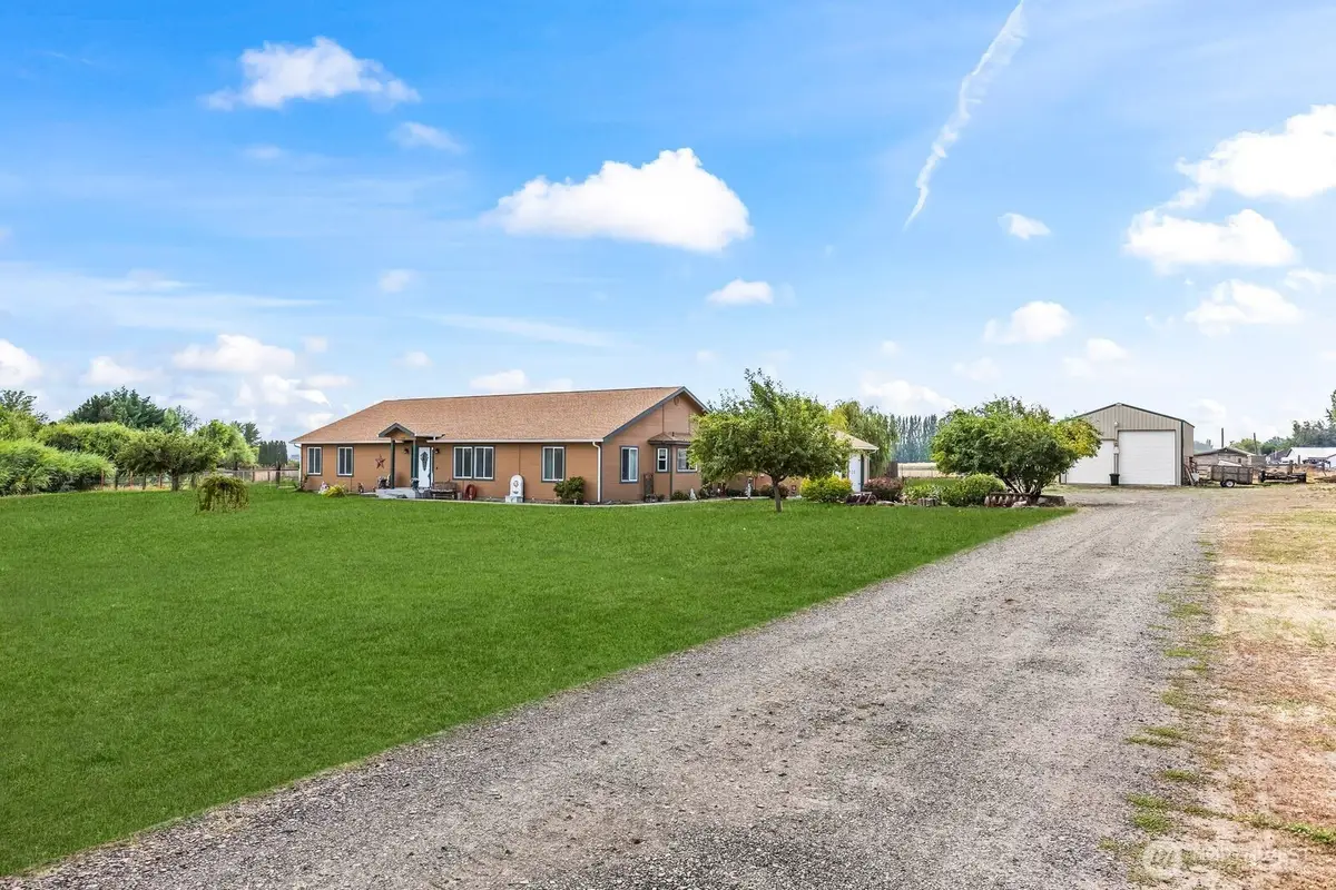 1880 Dilley Road, Tieton, WA 98947 - #1