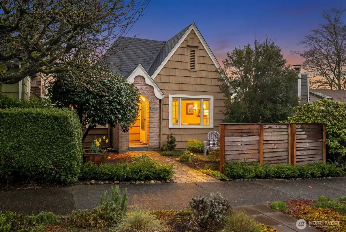 7740 18th Avenue Ne, Seattle, WA 98115 - #1