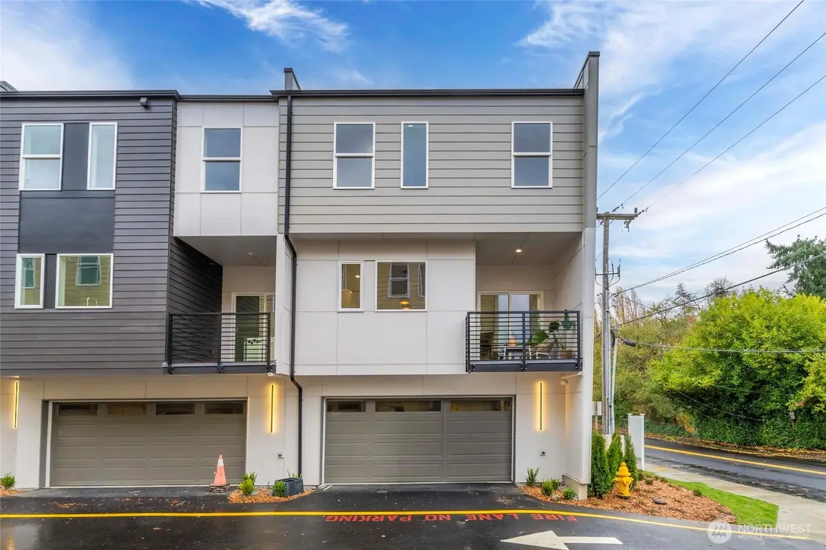 11554 17th Place Sw, Burien, WA 98146 - #1