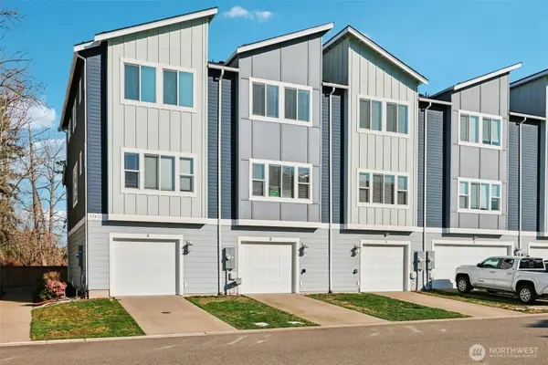 17411 118th Avenue Ct E #B, Puyallup, WA 98374