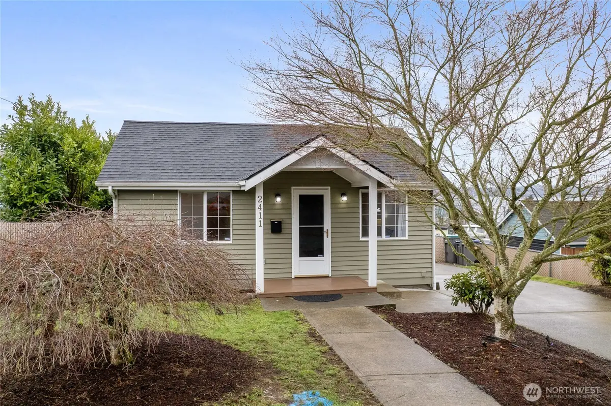 2411 E 13th Street, Bremerton, WA 98310 - #1