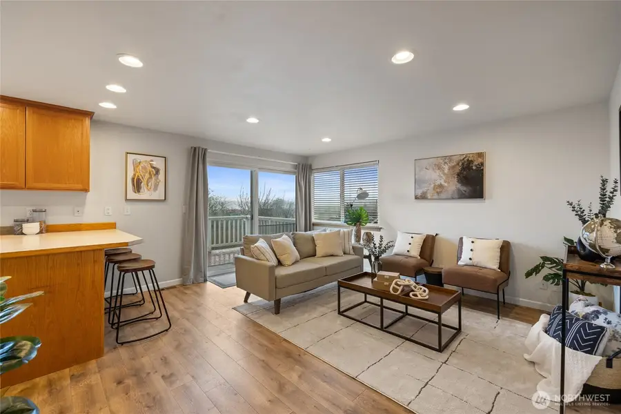 2411 E 13th Street, Bremerton, WA 98310 - #2