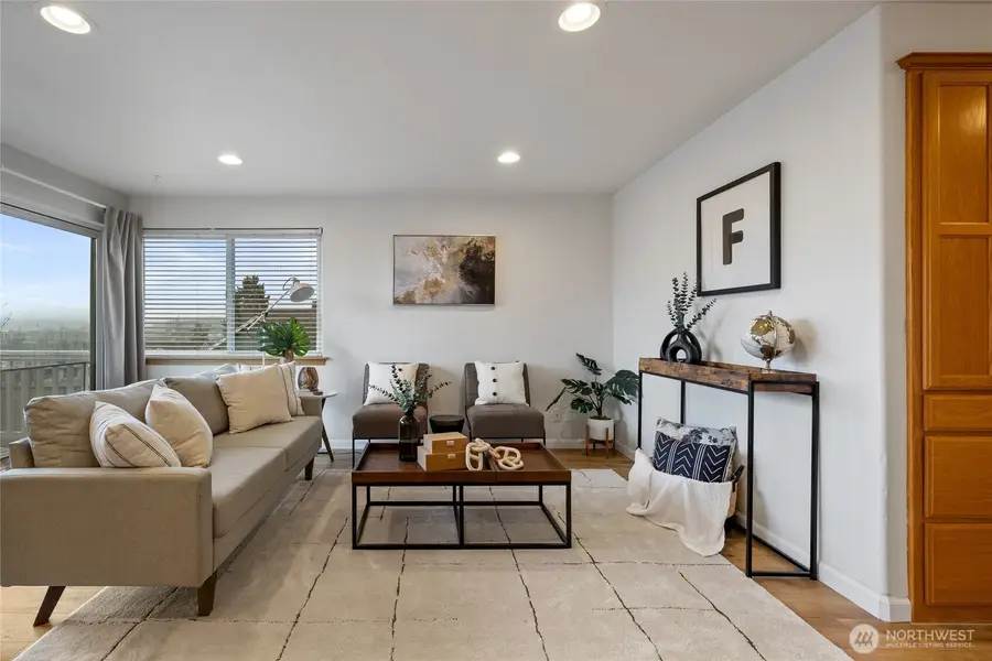 2411 E 13th Street, Bremerton, WA 98310 - #3