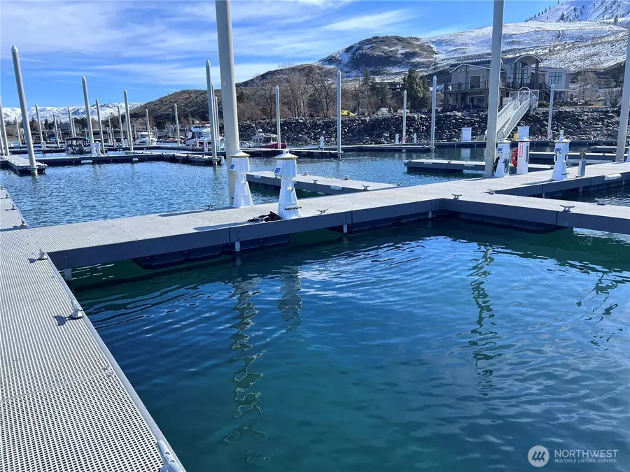 1350 W Woodin Ave #C22, Chelan, WA 98816 - #3