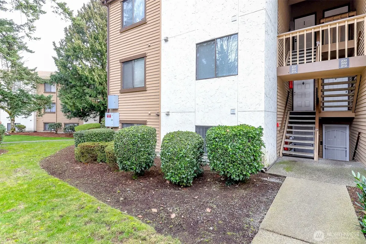 1006 S 312th Street #211, Federal Way, WA 98003 - #1