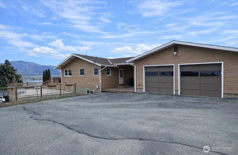 9 Rose Street, Oroville, WA 98844 - #2