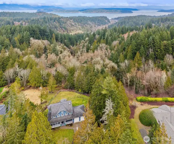 9916 NW Dishman Road, Bremerton, WA 98312