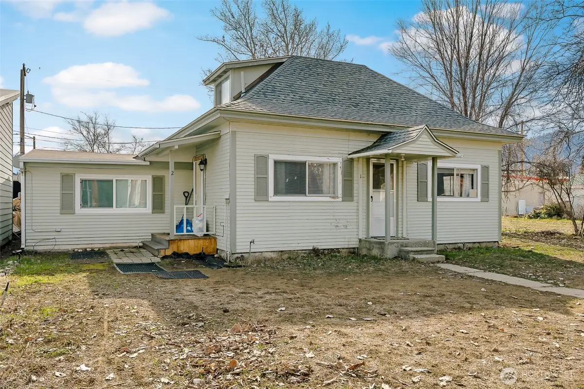 110 E Pleasant Avenue #1 & 2, Cashmere, WA 98815 - #1