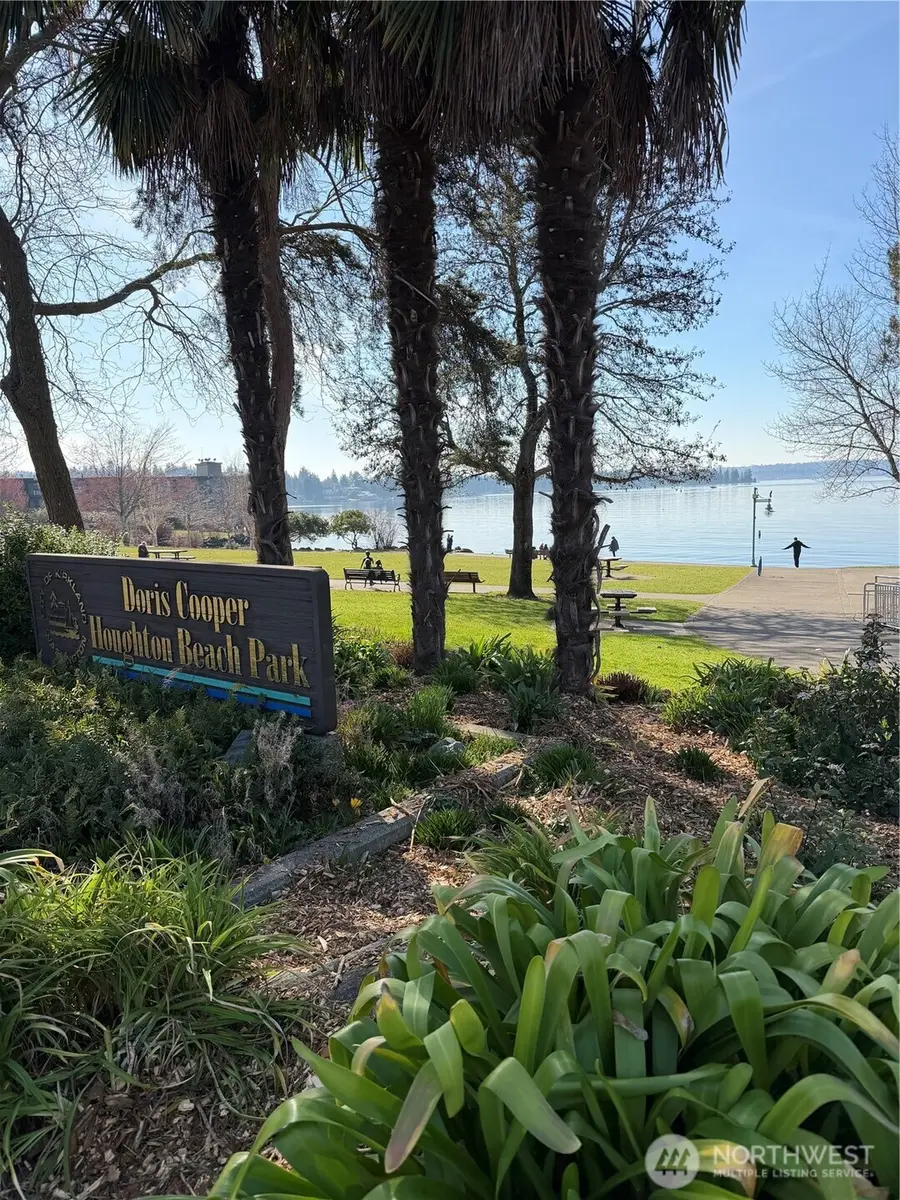 10218 NE 65th Street, Kirkland, WA 98033 - #2