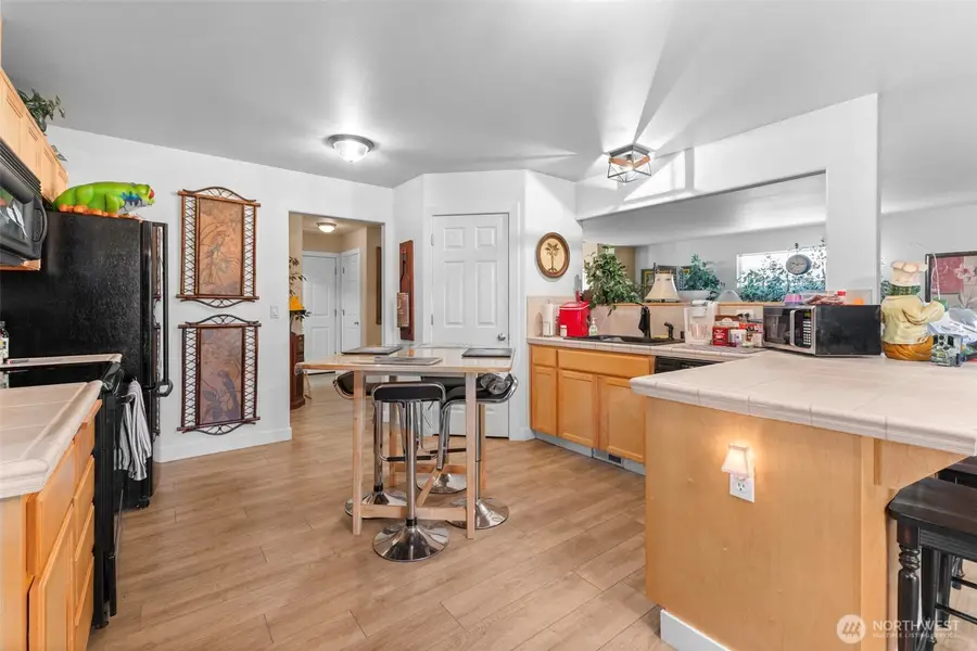 207 Williams Boulevard Ne, Orting, WA 98360 - #3