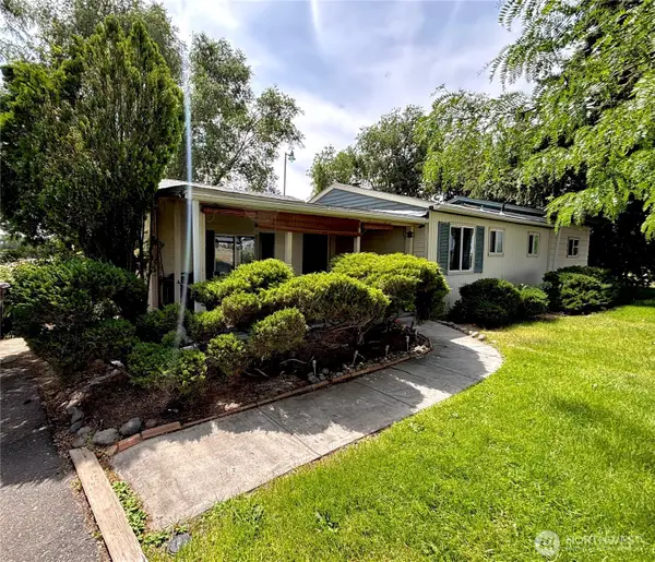 4477 Wenatchee Drive Ne, Moses Lake, WA 98837