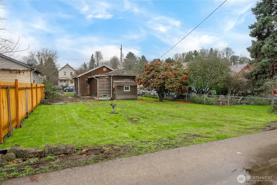 1230 S Donovan Street, Seattle, WA 98108 - #2