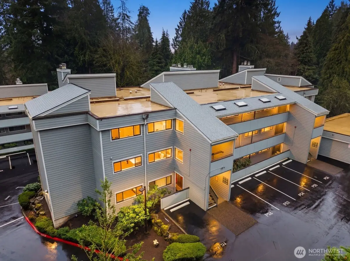 13741 15th Avenue Ne #C3, Seattle, WA 98125 - #1