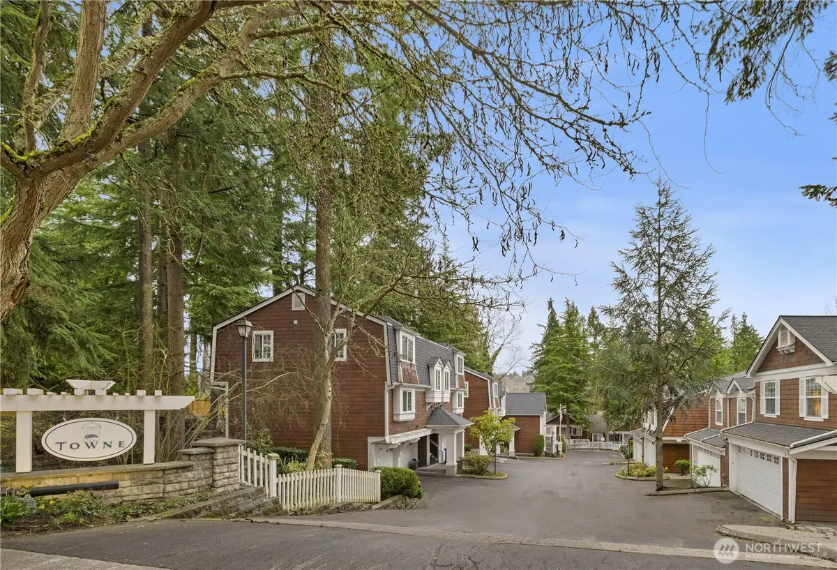 3018 128th Avenue Se, Bellevue, WA 98005 - #1