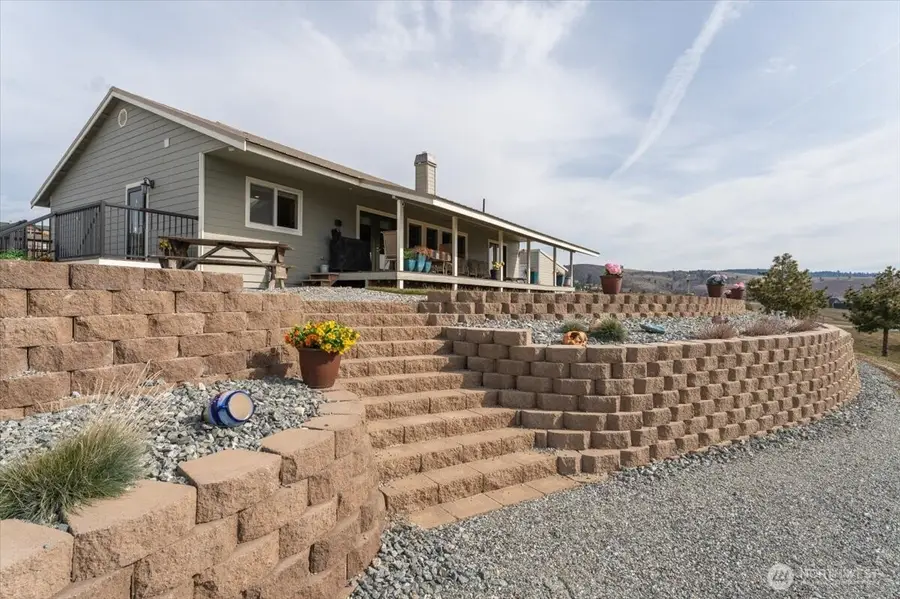 605 Chelan Trails Road, Manson, WA 98831 - #2