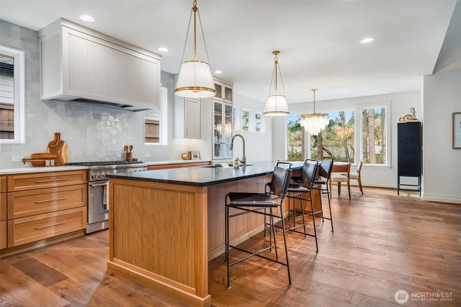 8110 Shirley Avenue, Gig Harbor, WA 98332 - #3