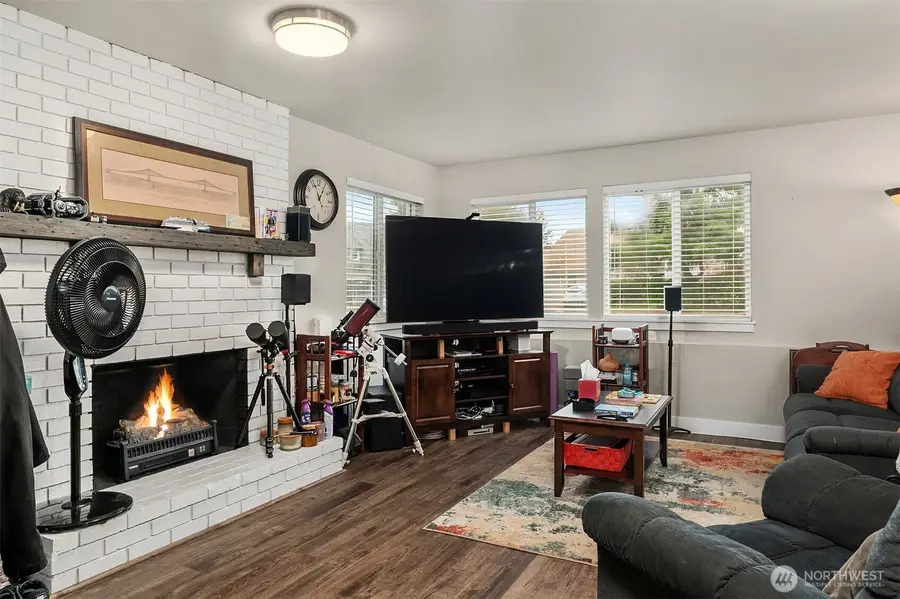 21404 46th Place W, Mountlake Terrace, WA 98043 - #2