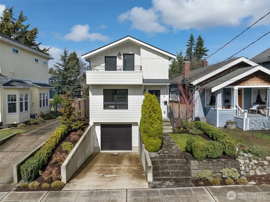 132 NE 52nd Street, Seattle, WA 98105 - #2