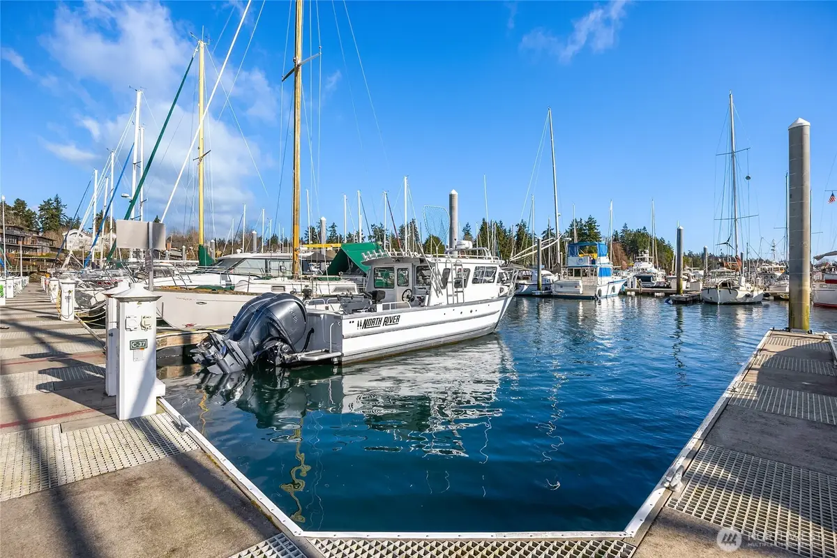 141 Parfitt Way Sw #C37, Bainbridge Island, WA 98110 - #1