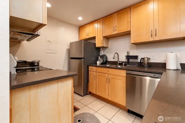 14665 NE 34 Street #B1, Bellevue, WA 98007