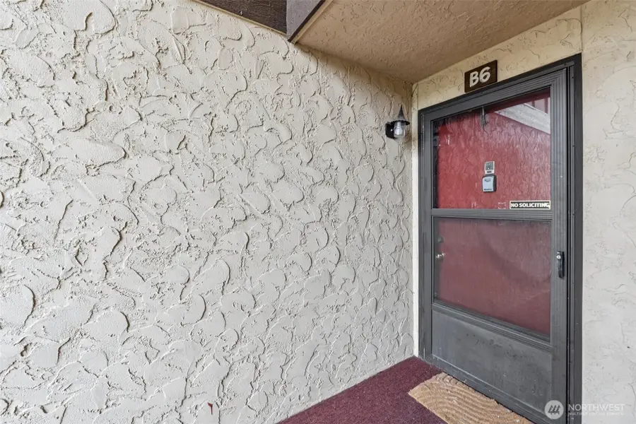 1003 S Pearl Street #B6, Tacoma, WA 98465 - #3