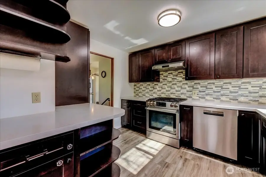 11242 Fremont Avenue N, Seattle, WA 98133 - #3