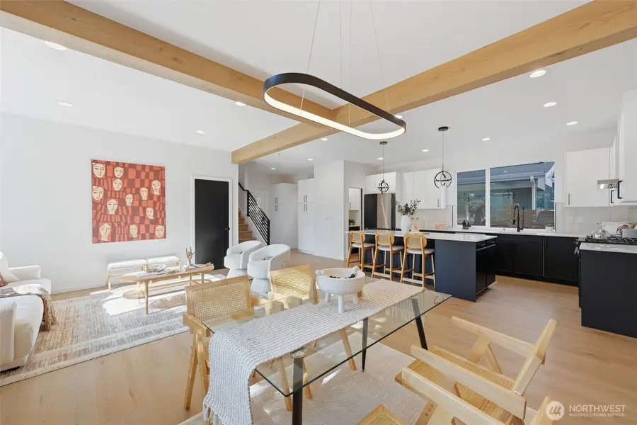 10702 Linden Avenue N, Seattle, WA 98133 - #3