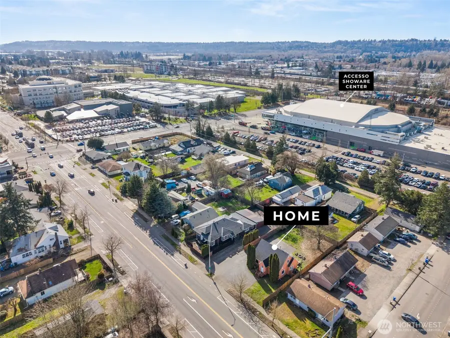 749 4th Avenue N, Kent, WA 98032 - #3