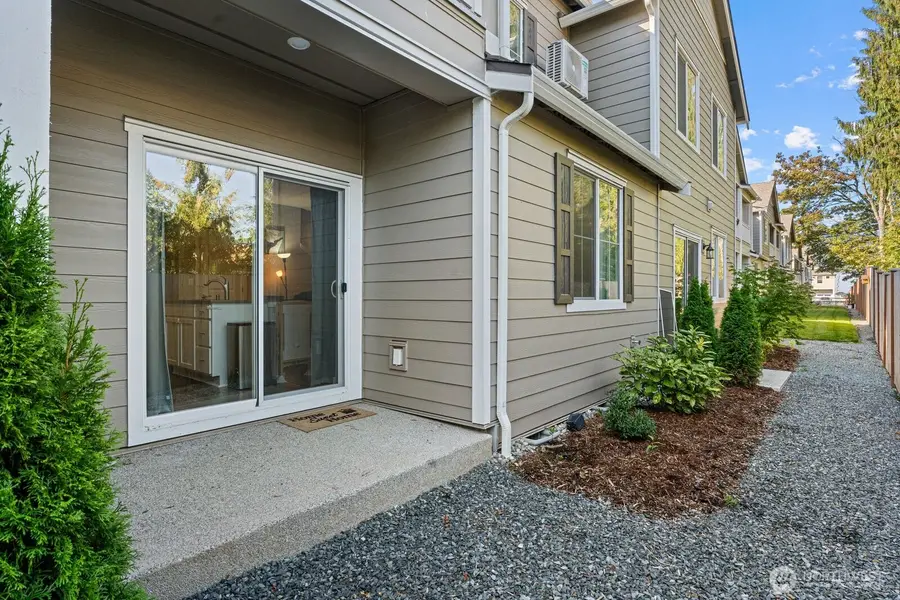 8643 35th Place Ne, Marysville, WA 98270 - #2