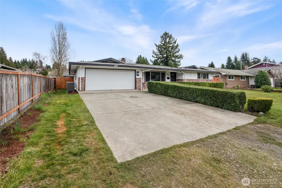 3536 Almira Drive, Bremerton, WA 98310 - #3