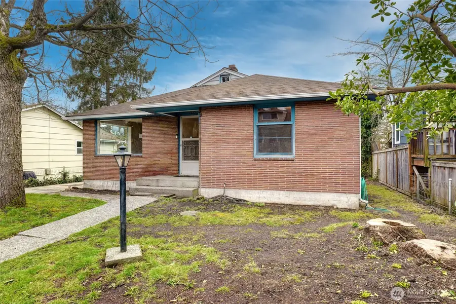 7115 44th Avenue Sw, Seattle, WA 98136 - #3