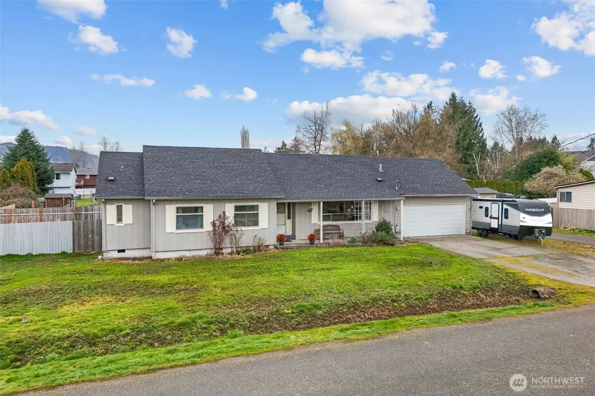 209 8th Avenue N, Algona, WA 98001 - #1