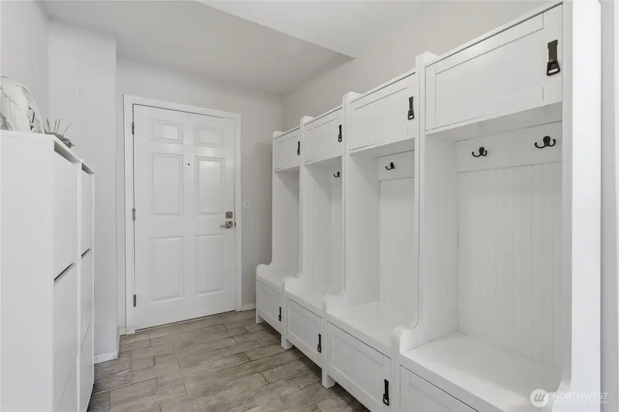 15020 Bothell Way Ne #406, Lake Forest Park, WA 98155 - #3