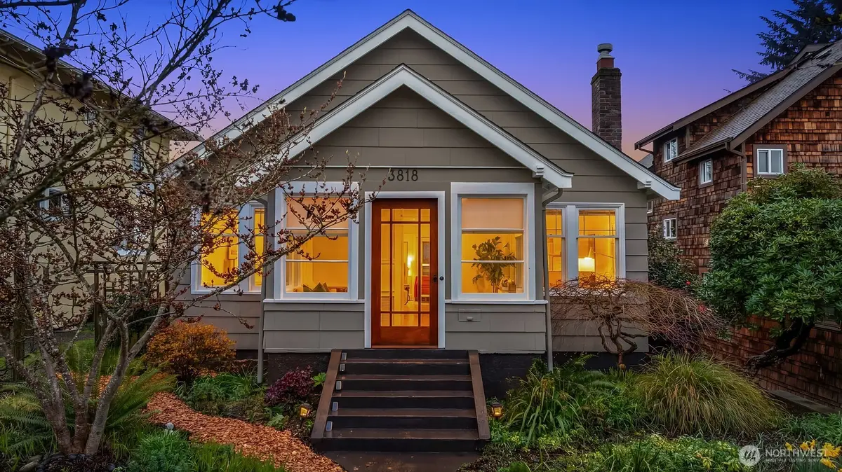 3818 Corliss Avenue N, Seattle, WA 98103 - #1