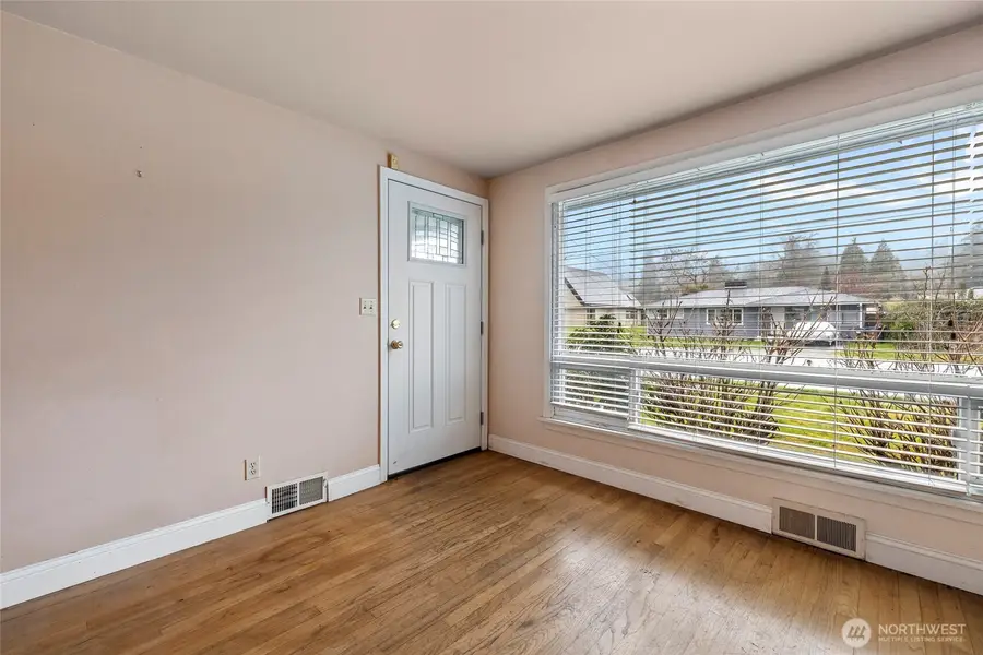 1808 S 14th Street, Mount Vernon, WA 98274 - #3