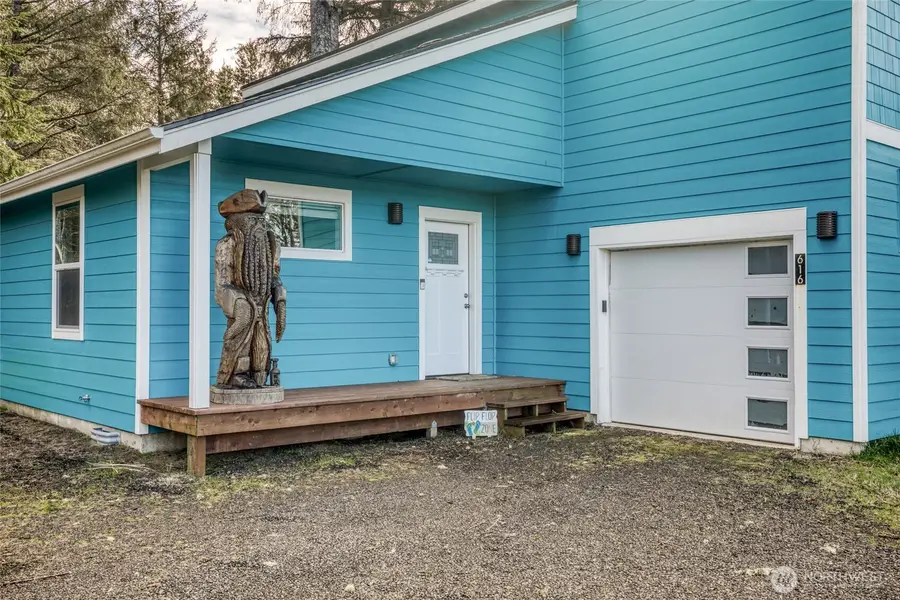 616 Sunset Avenue Ne, Ocean Shores, WA 98569 - #2