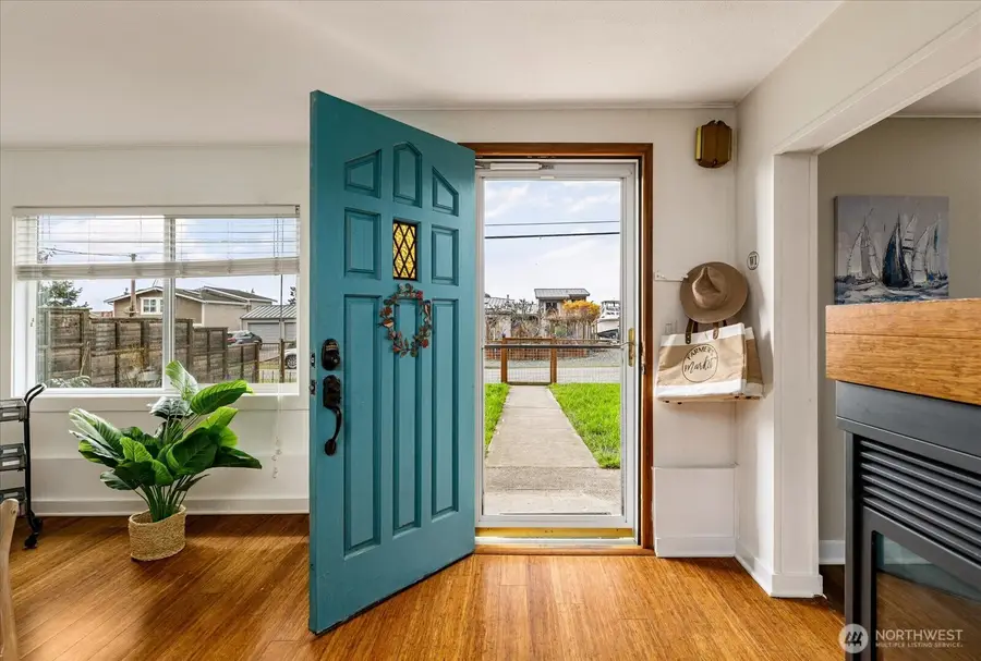 3661 Shorewood Avenue, Greenbank, WA 98253 - #3