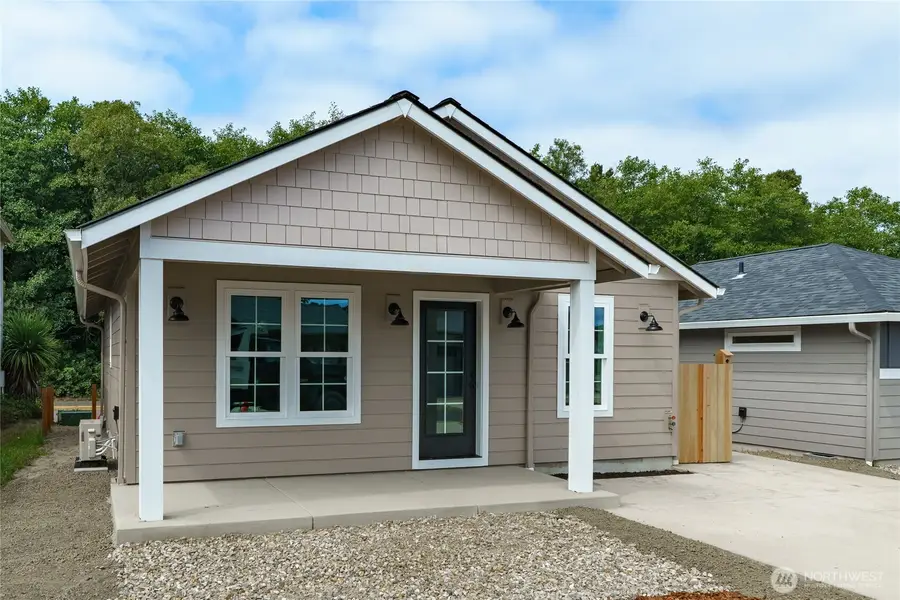 117 7th Street Sw, Long Beach, WA 98631 - #2