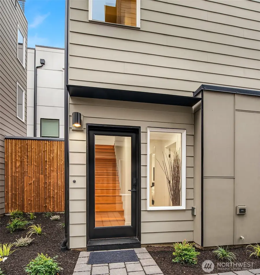 1457 22nd Avenue #A, Seattle, WA 98122 - #2