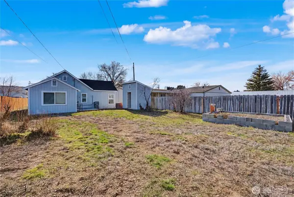 307 W Glover, Harrington, WA 99134