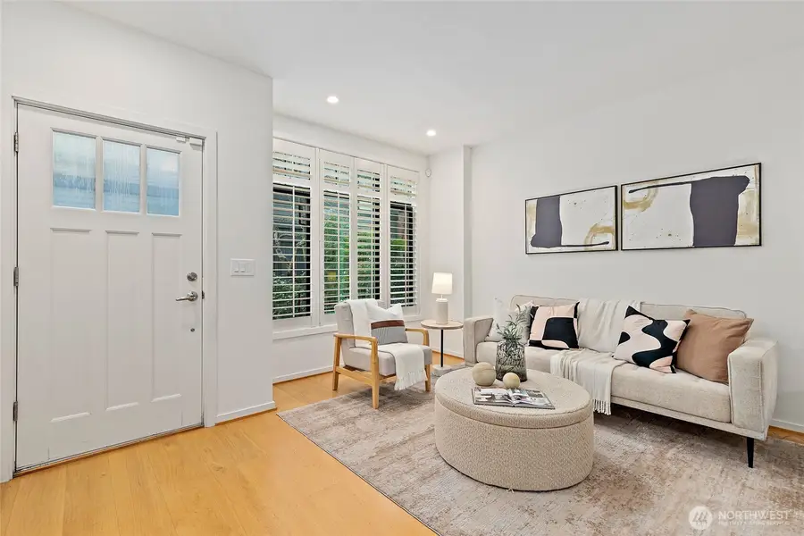 10595 NE 12th Place #102, Bellevue, WA 98004 - #3