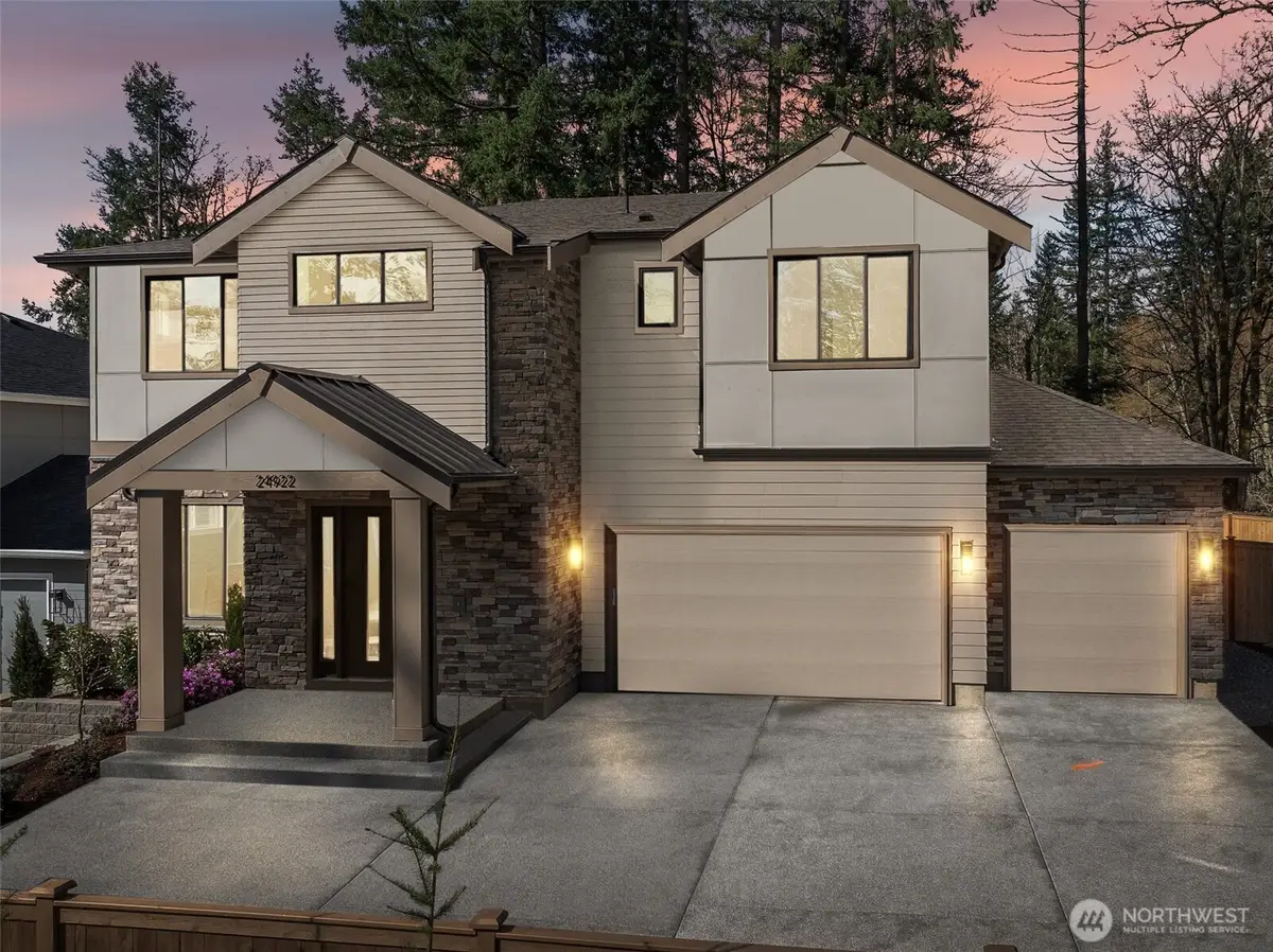 24922 SE 17th Street, Sammamish, WA 98075 - #1