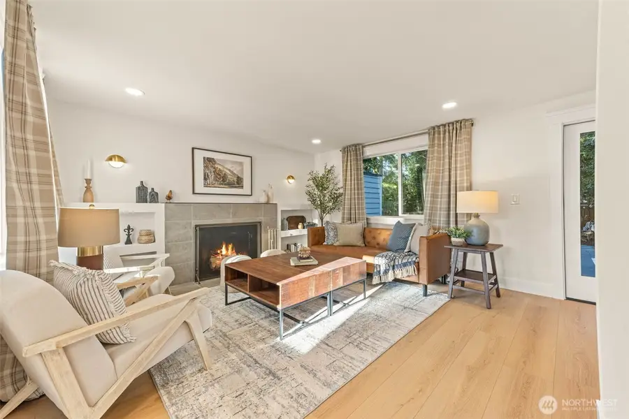 12250 Densmore Avenue N, Seattle, WA 98133 - #3